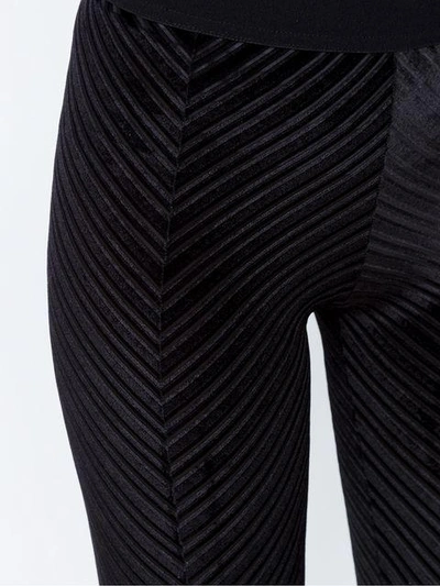 Shop Alcaçuz Carinhoso Fuseau Velvet Leggings In Black
