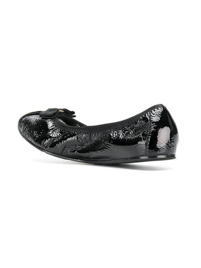 Shop Ferragamo Salvatore  Elasticated Opening Ballerina Shoes - Black