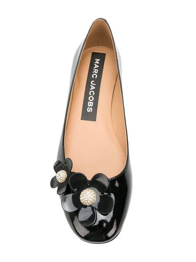 Shop Marc Jacobs Daisy Ballerinas In Black