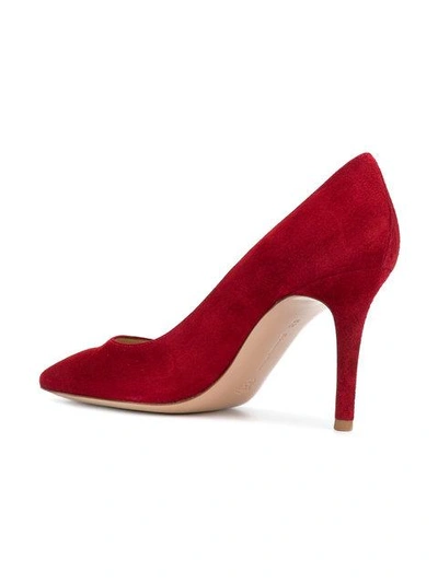 Shop Gianvito Rossi Pumps Mit Spitzer Kappe - Rot