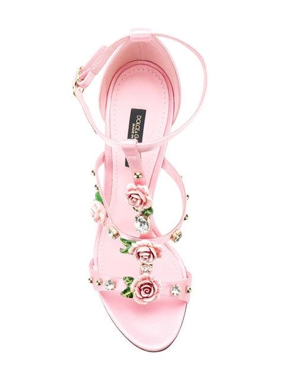 Shop Dolce & Gabbana Satinsandalen Mit Rosenapplikationen - Rosa In Pink