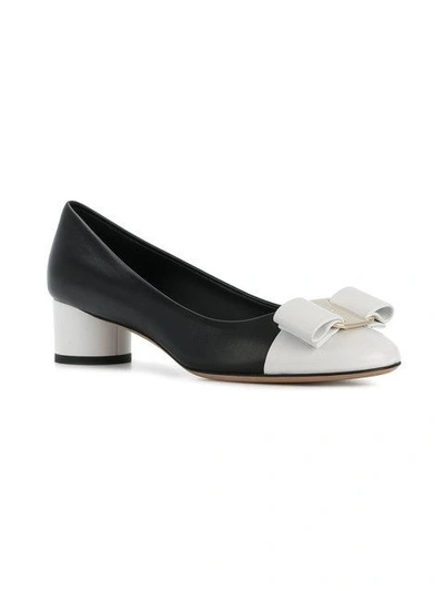 Shop Ferragamo Salvatore  Vara Bow Pumps - Black