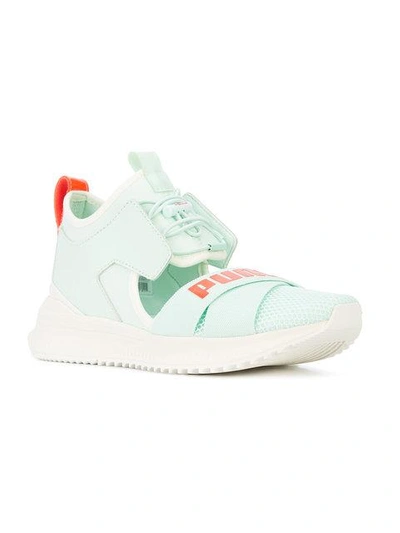 cut-out front Avid sneakers