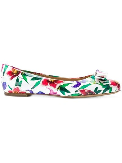 Shop Ferragamo Salvatore  Floral Print Ballerina Shoes - Multicolour