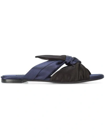Shop Oscar De La Renta Piper 10mm Sandals - Blue
