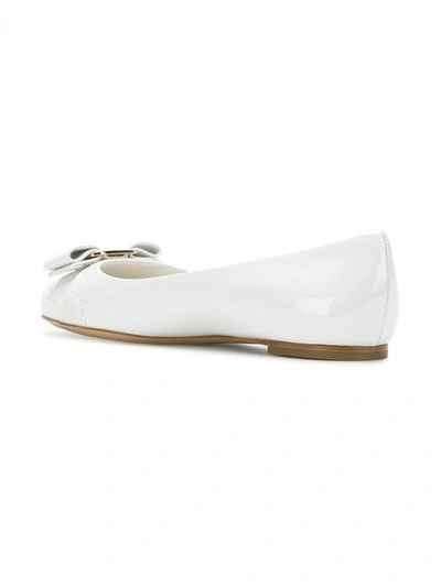Shop Ferragamo Salvatore  Varnished Vara Ballerina Shoes - White