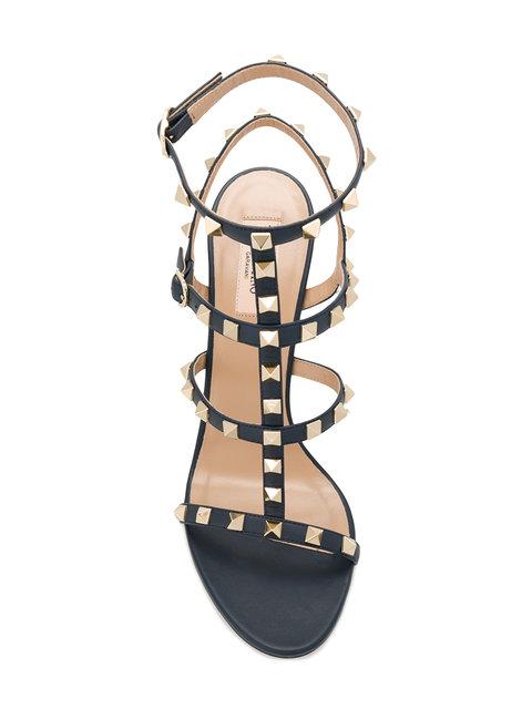 sandals for pronators