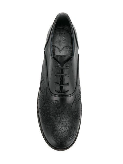 embroidered front brogues