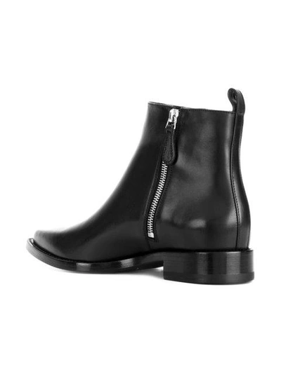 chain and eyelet detail Chelsea boots