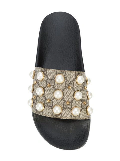 Gucci Pursuit Imitation Pearl Embellished Slide Sandal In Light