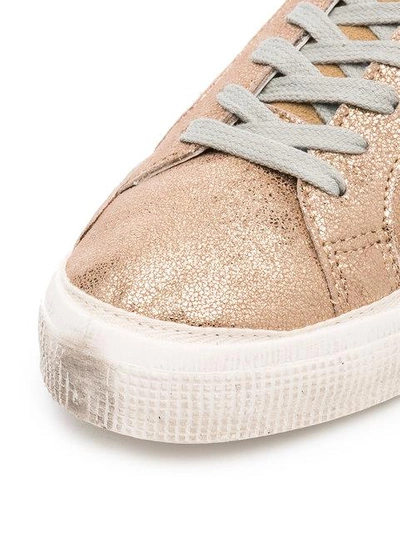 Shop Golden Goose 'may' Sneakers Mit Risseffekt In Metallic