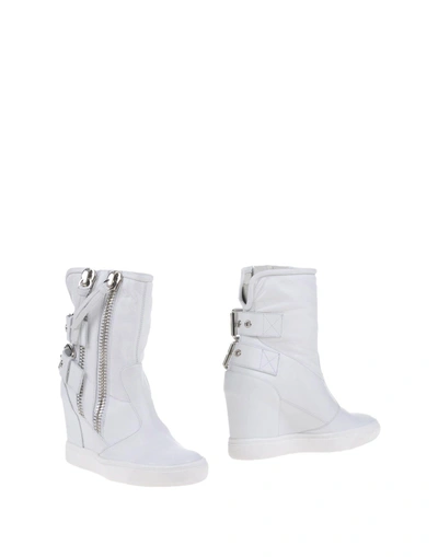 Shop Giuseppe Zanotti Ankle Boot In White