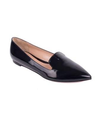 black patent leather pointed toe flats