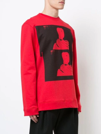 Shop Raf Simons Sweatshirt Mit Print In Red