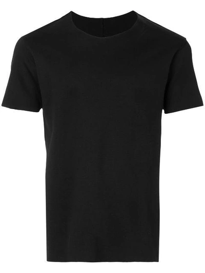 basic plain T-shirt