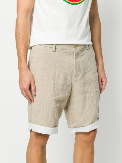 Shop Jw Anderson Back Patch Linen Shorts In Neutrals