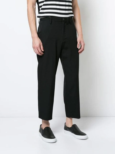 Shop Yohji Yamamoto Cropped Trousers - Black