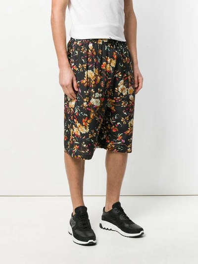 Shop Mcq By Alexander Mcqueen Floral Print Shorts In Black
