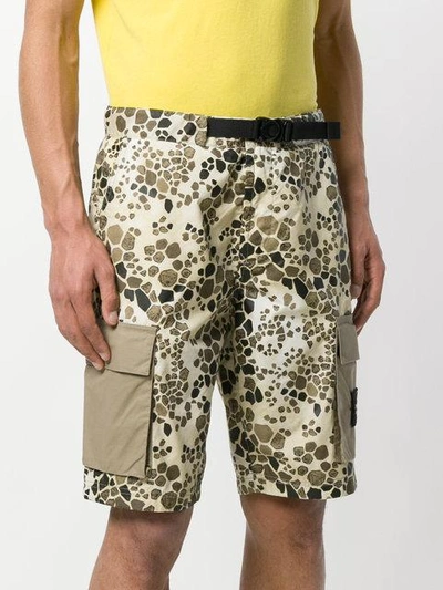 STONE ISLAND ALLIGATOR CAMOUFLAGE SHORTS 6815L15E212883645