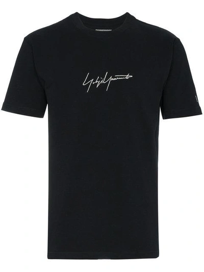 Shop Yohji Yamamoto New Era Signature Logo T-shirt - Black