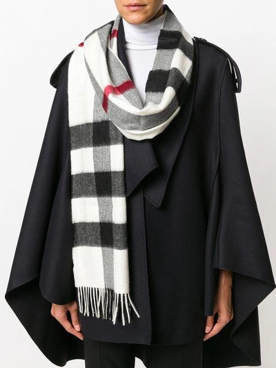 Shop Burberry The Large Classic Cashmere Scarf In Check In White