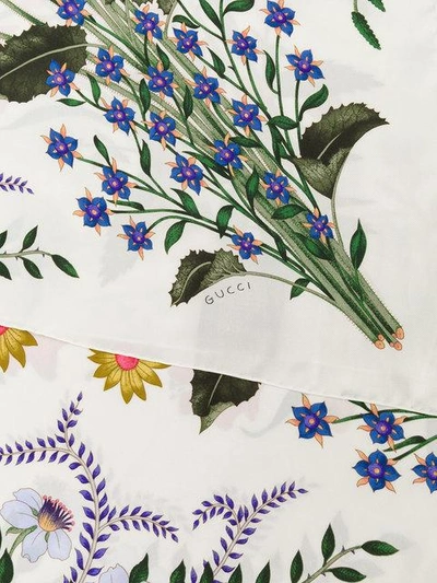 Shop Gucci New Flora Print Scarf - Multicolour