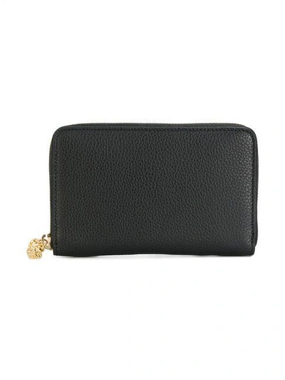 Shop Alexander Mcqueen Zip-around Skull Purse In Black