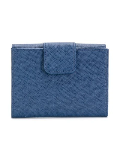 Shop Prada Portemonnaie Mit Logo-schild - Blau In Blue