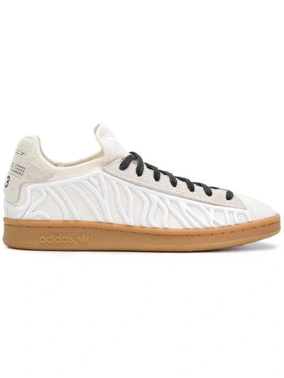 Shishu stan sneakers hotsell