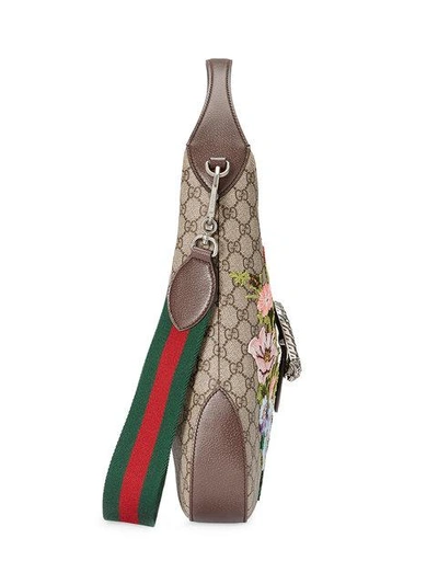 Shop Gucci Dionysus Embroidered Medium Gg Supreme Hobo - Neutrals