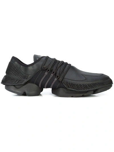 Shop Yohji Yamamoto Low-top Sneakers - Black