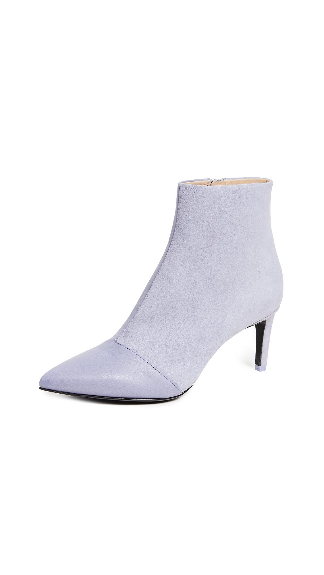 beha pointy toe bootie