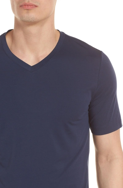 Shop Hanro Liam V-neck T-shirt In Midnight Navy