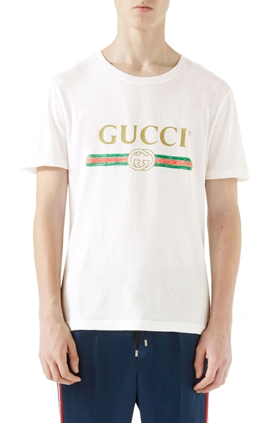 Shop Gucci Logo Graphic T-shirt In White