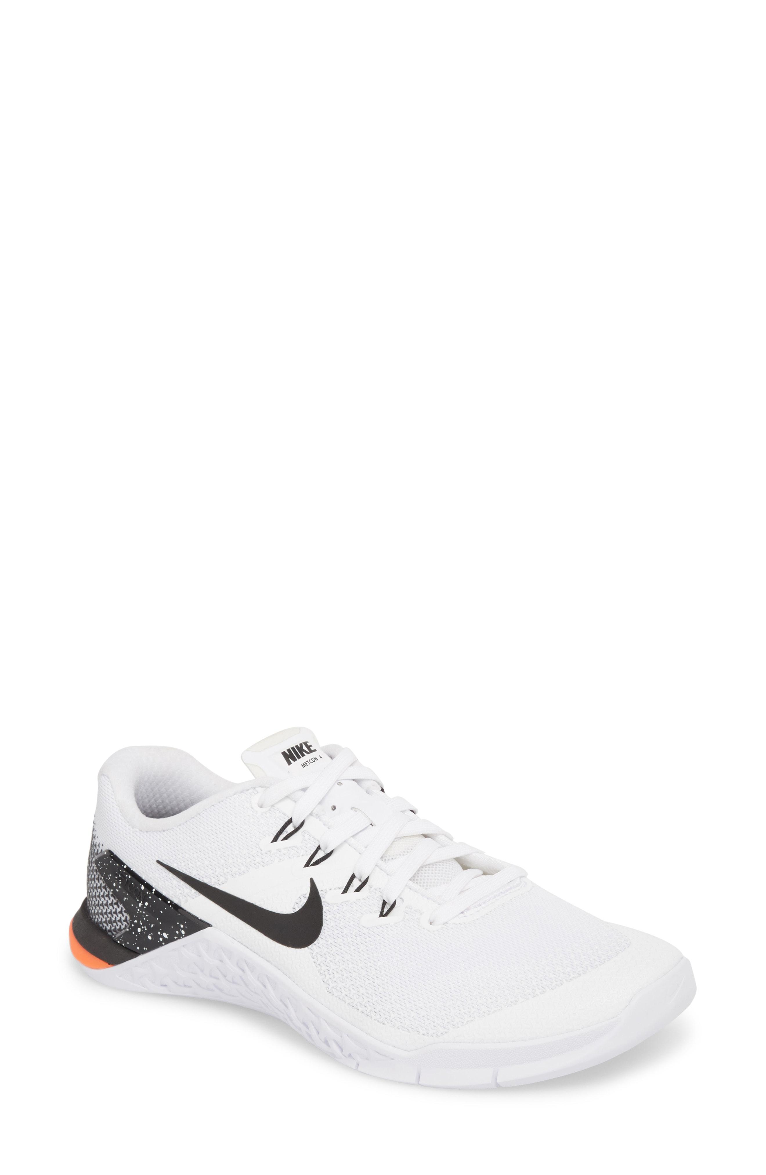 nike metcon 4 crimson