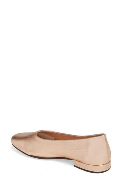 Shop Seychelles Tour Guide Flat In Rose Gold Leather