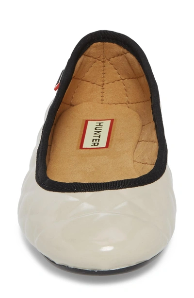 Shop Hunter Quilted Ballet Flat In Parchment Grey/ Black