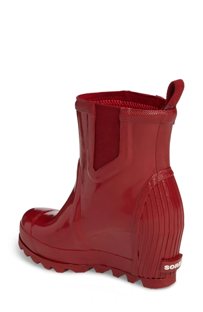 joan glossy wedge rain boot