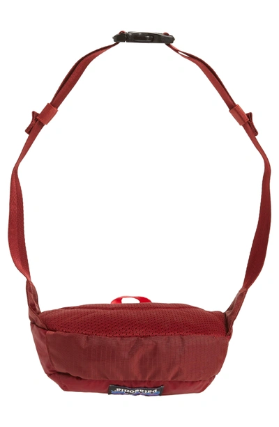 Shop Patagonia Travel Belt Bag - Red In Oxide Red
