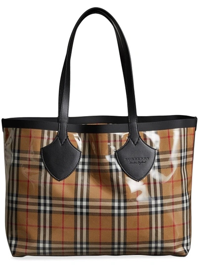 Shop Burberry The Medium Giant Tote In Vintage Check - Neutrals