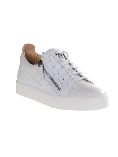 Shop Giuseppe Zanotti Low-top Sneakers In Bianco