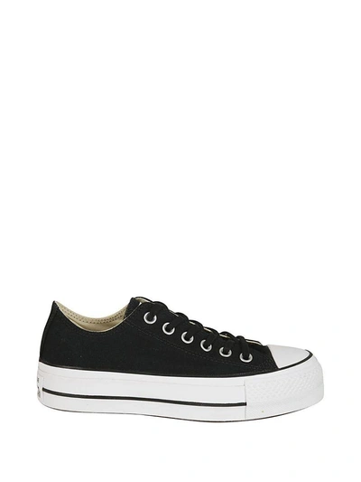 Shop Converse Classic Sneakers In Nero/bianco