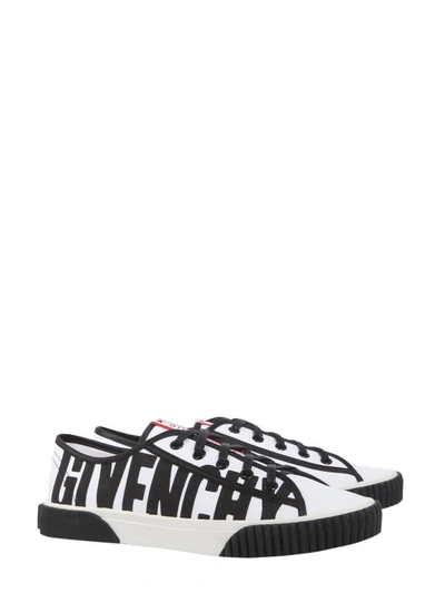 Shop Givenchy Boxing Sneakers In Bianco