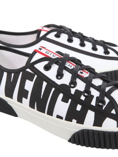 Shop Givenchy Boxing Sneakers In Bianco