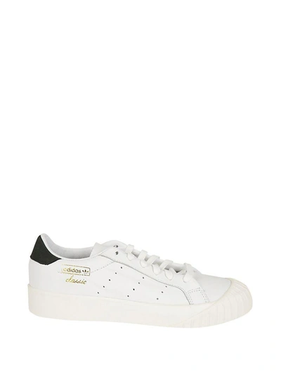 Originals Trainers Leather Contrasting Heel In White |