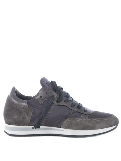 Shop Philippe Model Tropez Sneakers In Grigio Antracite