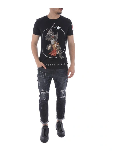Shop Philipp Plein Skull Samurai Print T-shirt In Nero