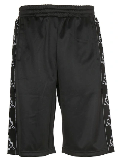 Shop Marcelo Burlon County Of Milan Logo Shorts In Nero