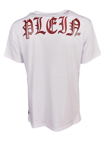 Shop Philipp Plein Skull Cobra T-shirt In Bianco