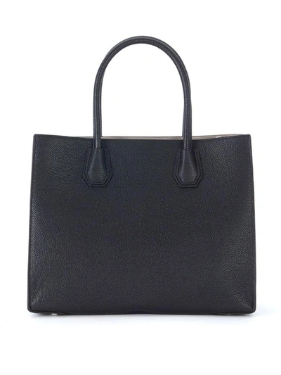 Shop Michael Kors Mercer Messenger Black Leather Shoulder Bag In Nero
